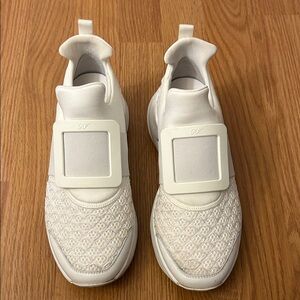 Roger Vivier White Lace-Detail Slip-On Sneakers